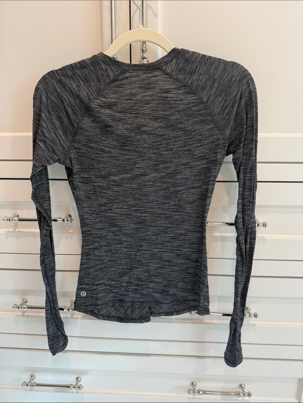Lululemon top - Picture 3 of 4